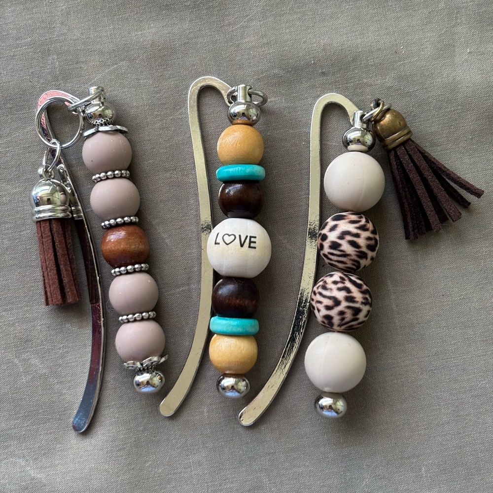 Colorful Beaded Keychains Set - Picture 2 of 2